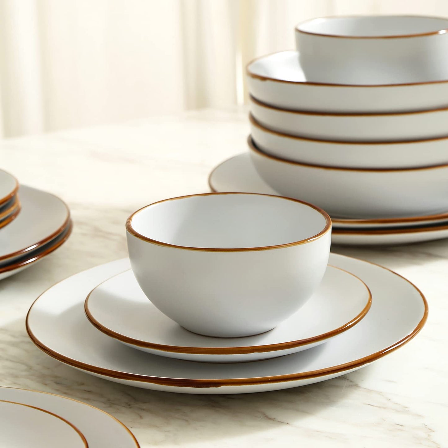 Brasa 32-Piece Modern Stoneware Dinnerware Set – Plates & Bowls for 8