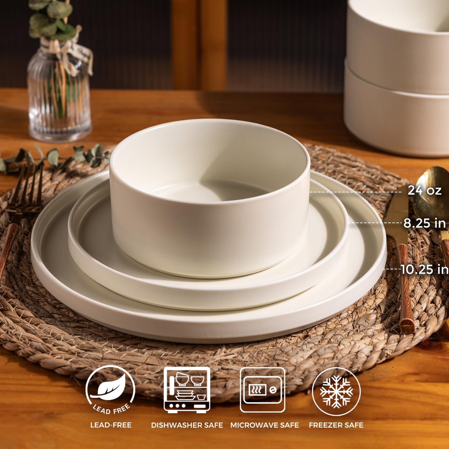 12-Piece Ceramic Dinnerware Set – Plates and Bowls for 4, Chip & Crack Resistant, Dishwasher & Microwave Safe, Matte Finish