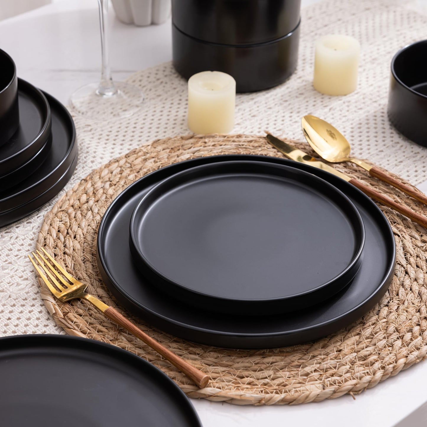12-Piece Ceramic Dinnerware Set – Plates and Bowls for 4, Chip & Crack Resistant, Dishwasher & Microwave Safe, Matte Finish